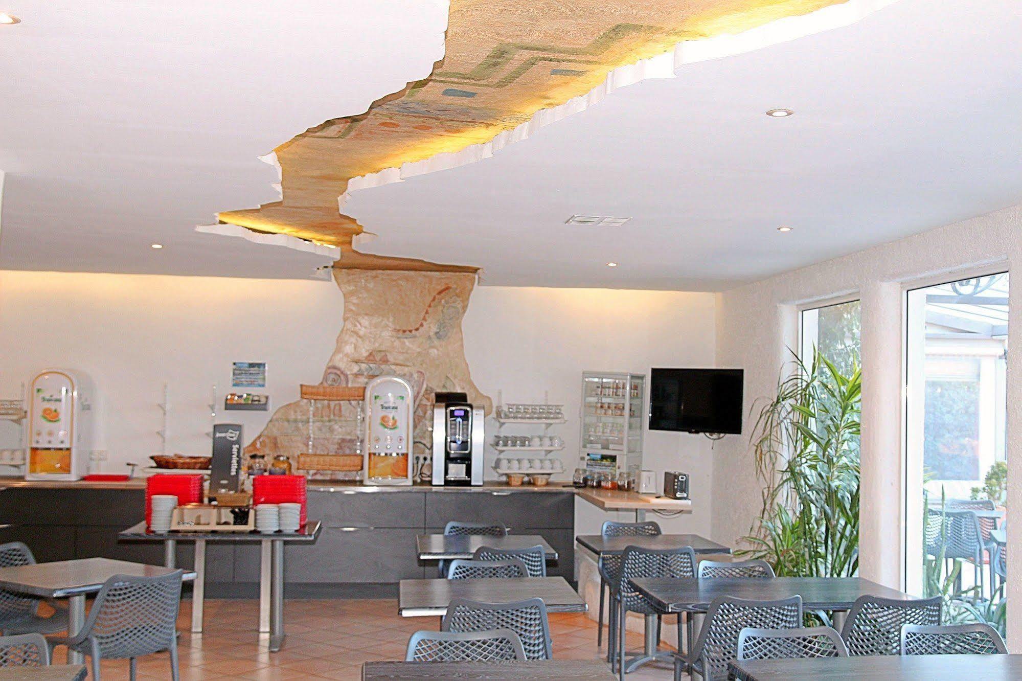 Hotel Aquarius Canet-en-Roussillon Exterior foto